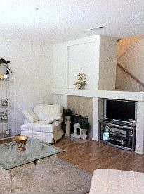 3rd image of 279 Woodcrest Ln