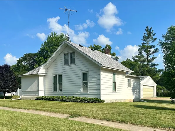 220 W Buchanan St, Winterset, IA 50273