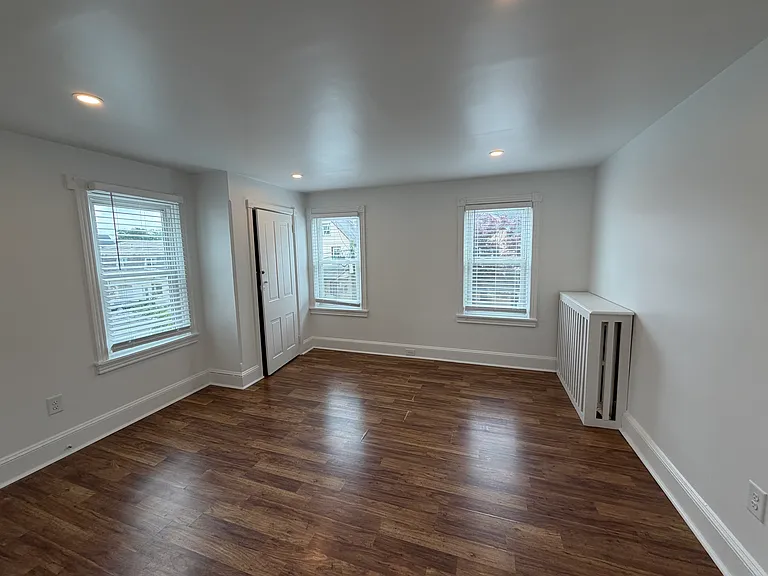 45 Central Ave — Photo 10