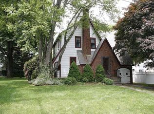 16 Garden City Rd, Darien, CT 06820