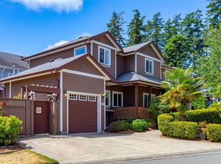 32 Stoneridge Dr, View Royal, BC V9B 6M4