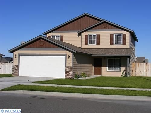 1st image of 4611 Artesia Dr