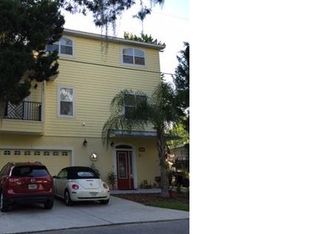 5287 Tuna Ln, Weeki Wachee, FL 34607
