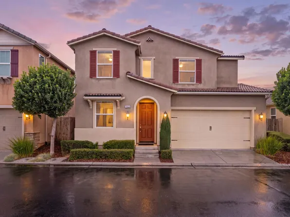 1523 N Reunion Way, Clovis, CA 93619