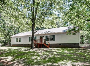 1605 Red Wolf Ln, Asheboro, NC 27205