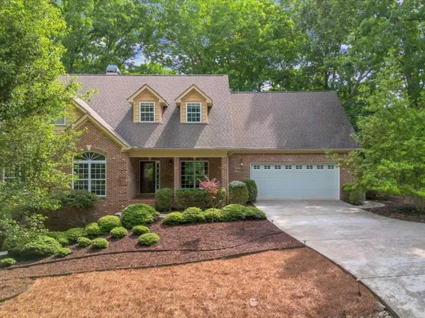 3370 Montvale Dr, Gainesville, GA 30506