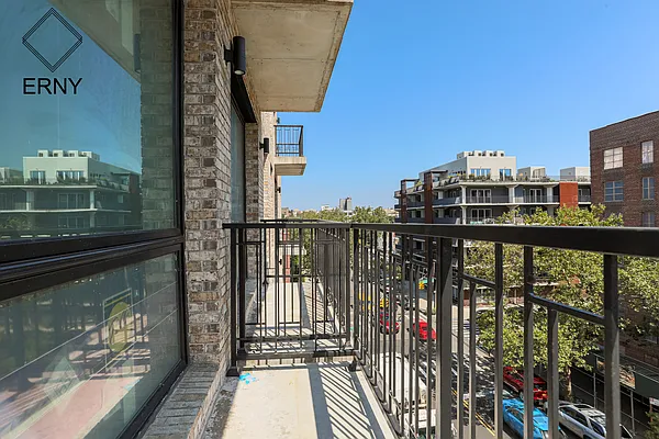 Rented by ERNY LLC | media 17