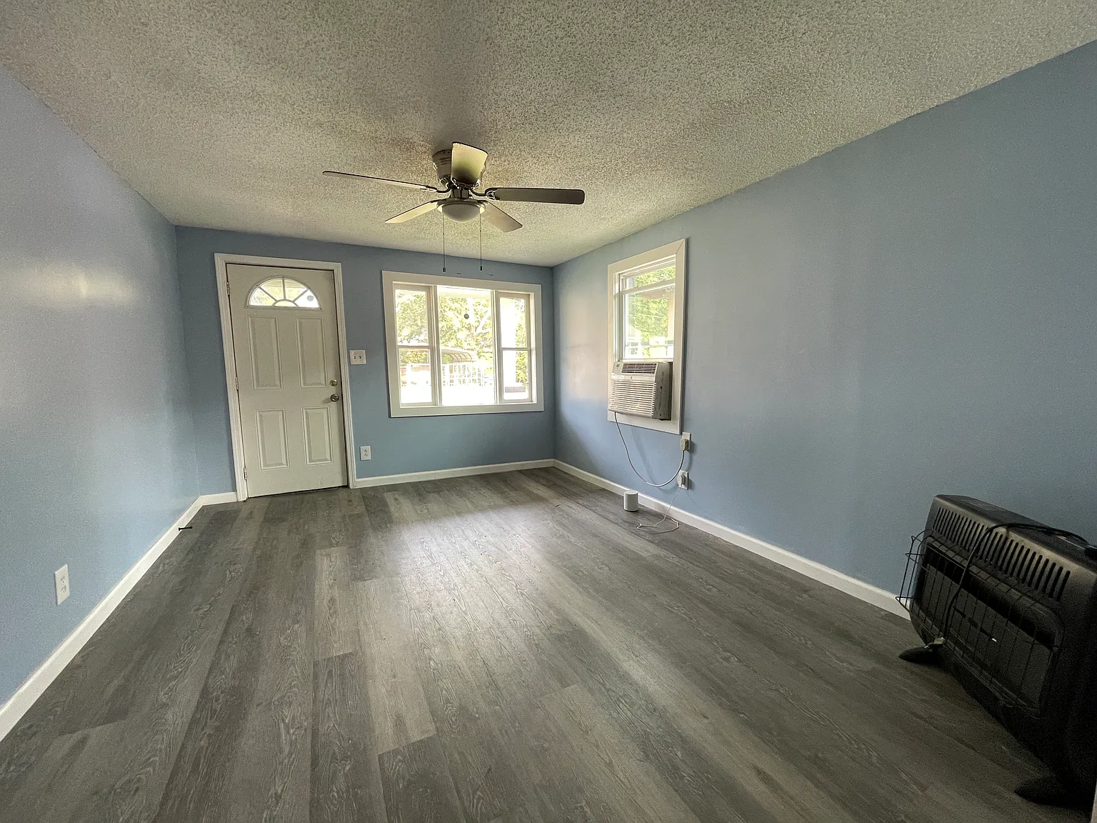 2 bed, 648 sqft, $1,500 — Photo 2