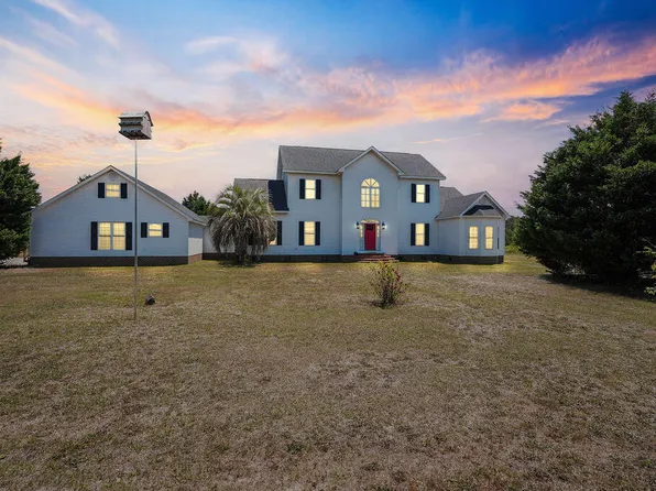 1141 Lovette Rd, Lumberton, NC 28358