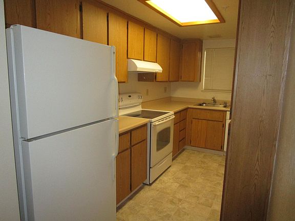 2nd image of 1941 Grande Cir APT 55