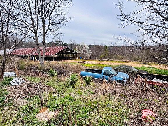 2nd image of 229 Graham Rd