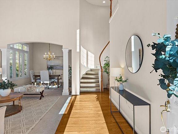 4th image of 4819 Wilmington Way