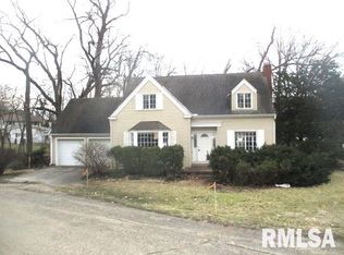 106 E Oak Park Dr, Peoria, IL