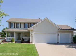15165 Rosewood Dr, Clive, IA 50325