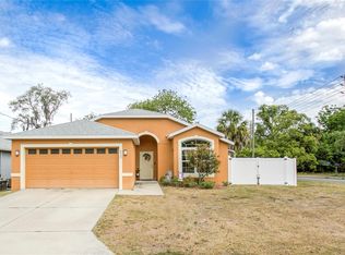 5949 Meadowlane St, New Port Richey, FL 34652