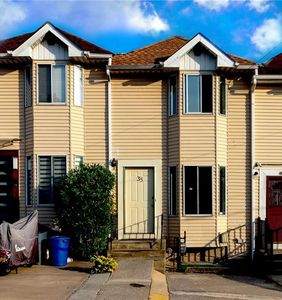 35 Tappen Ct, Staten Island, NY, 10304