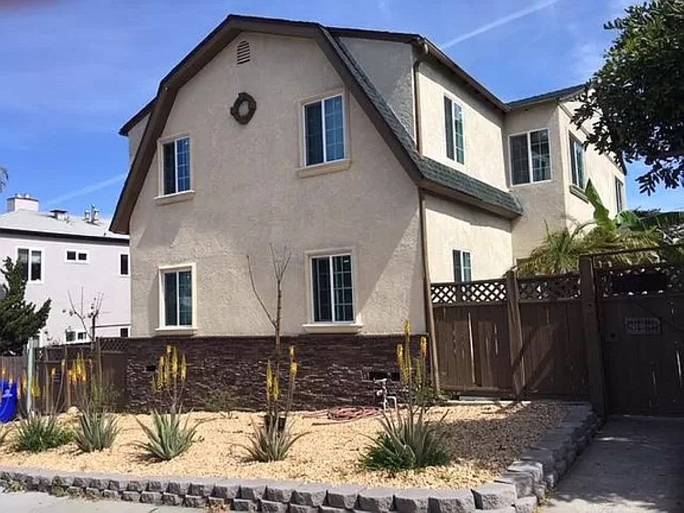 1st image of 3674-3680 Voltaire St