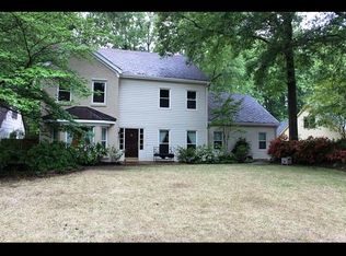 1985 Wine Leaf Dr, Germantown, TN 38139