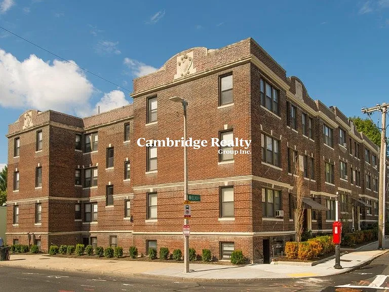 8 Elko St #12T — Photo 12