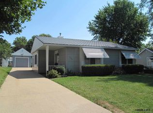 2048 Avalon Rd, Dubuque, IA 52001