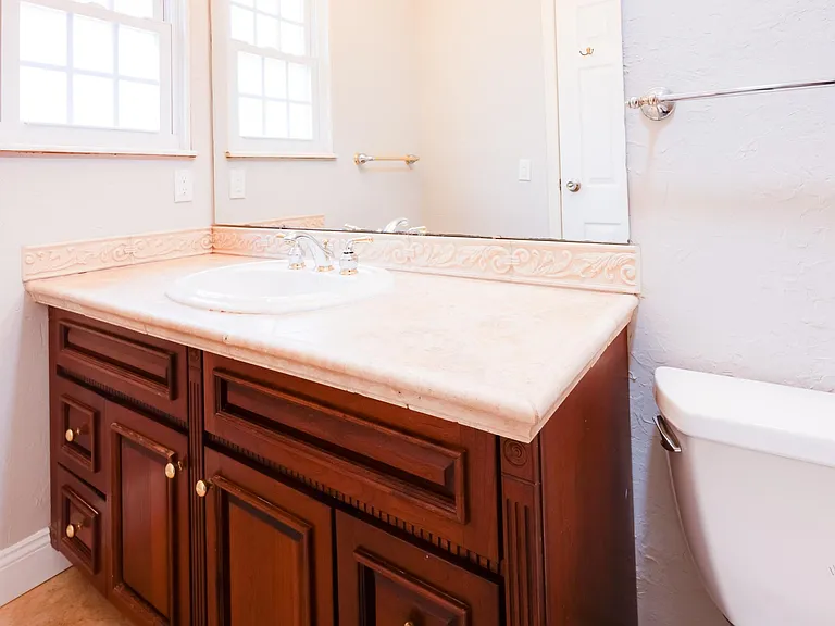 327 Royal Village Dr — Photo 45