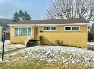 202 Terlyn Dr, Johnstown, PA 15904