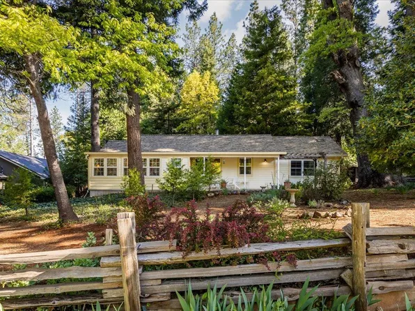 12505 Oak Cir, Grass Valley, CA 95945