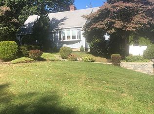 245 Elena St, Cranston, RI 02920