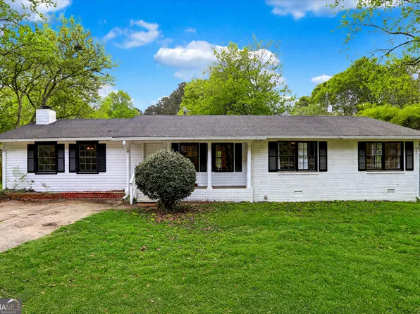 1095 Athens Rd, Winterville, GA 30683