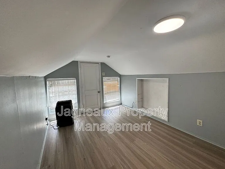 415 Ash St #A — Photo 3