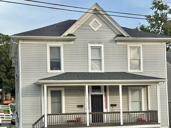 268 N Delphine Ave, Waynesboro, VA 22980