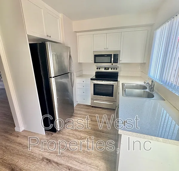 120 Phoebe St #2 — Photo 9