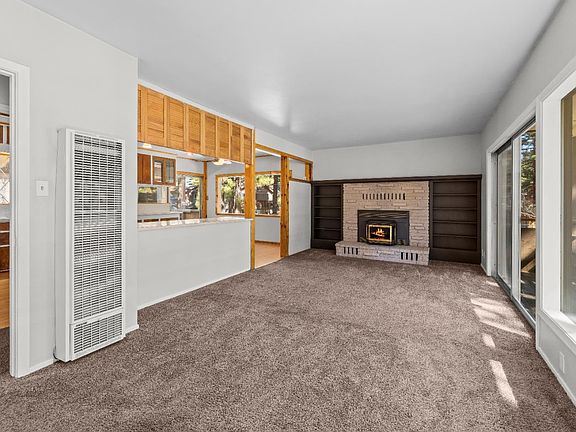 3rd image of 2493 Ponderosa St
