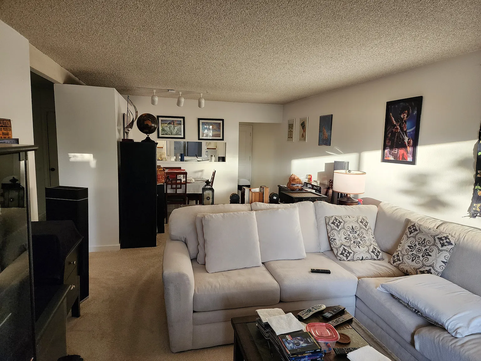 2 bed, 1065 sqft, $1,700 — Photo 2