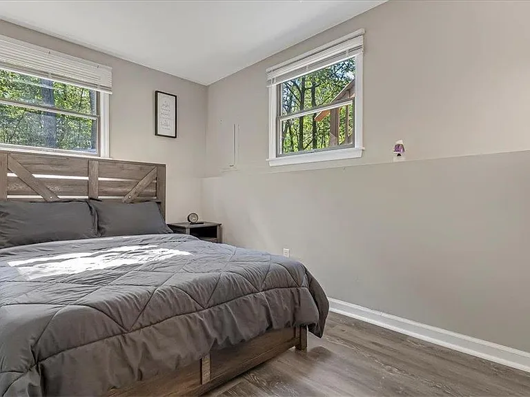 115 White Oak Ct — Photo 22