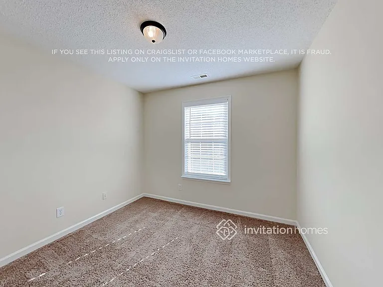 103 Newberry Ln — Photo 16