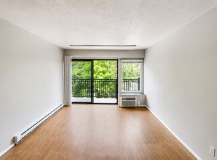 Renaissance #102, Jackson, MI 49201