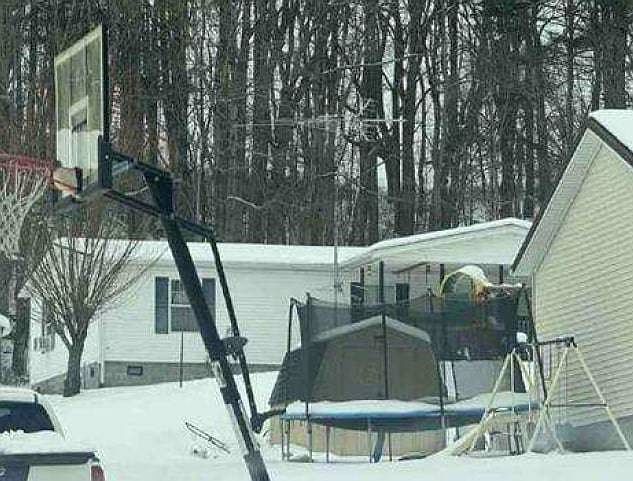 2nd image of 109 Vanburen Ln