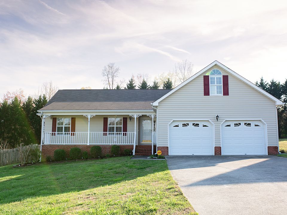 1st image of 98 Windemere Dr