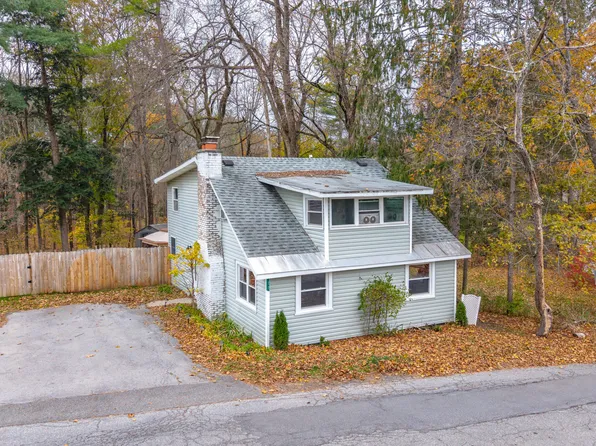 27 Eastside Drive, Ballston Lake, NY 12019