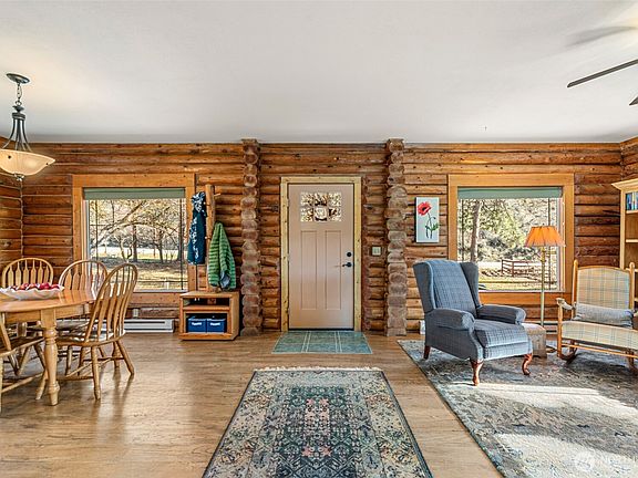 2nd image of 75 Purtteman Gulch Road