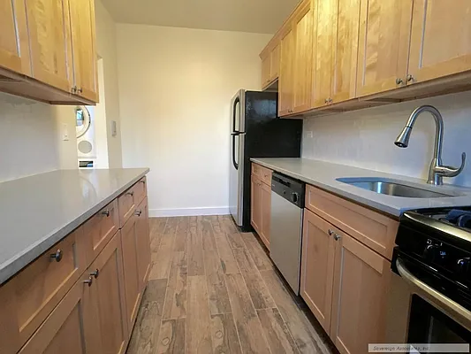 Rented by Sovereign Associates | media 12