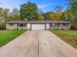 557 Leavens Ave #2-557-559, Sheboygan Falls, WI 53085