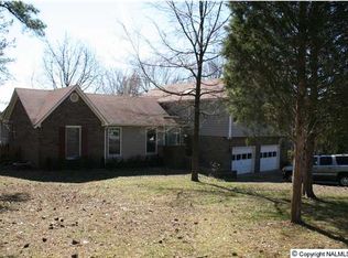 112 Wellington Dr, Madison, AL 35758