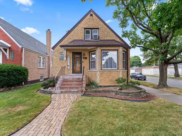 5300 S Narragansett Ave, Chicago, IL 60638