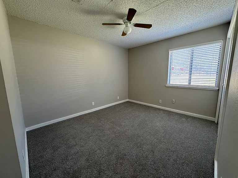 5608 Clubhouse Dr #A — Photo 12