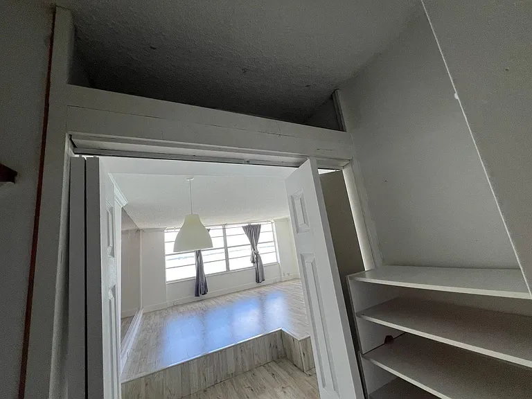 905 Brickell Bay Dr #9 — Photo 12