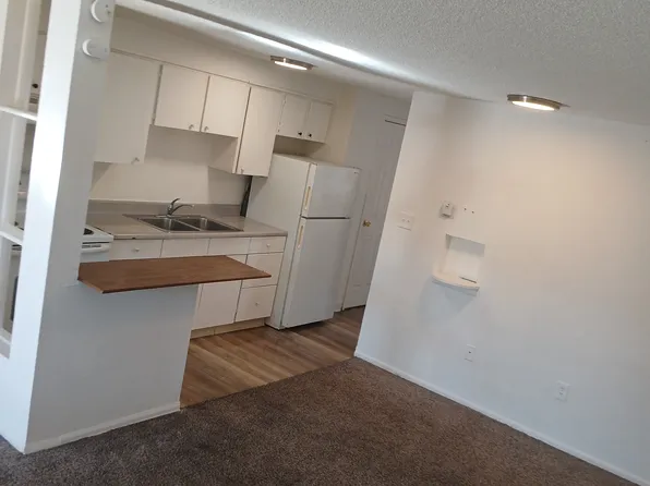 2924 S Federal Blvd, Denver, CO 80236