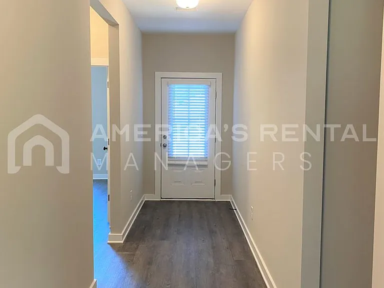11335 Crimson Ridge Rd — Photo 4