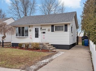 1662 Tourangeau Rd, Windsor, ON N8Y4J6